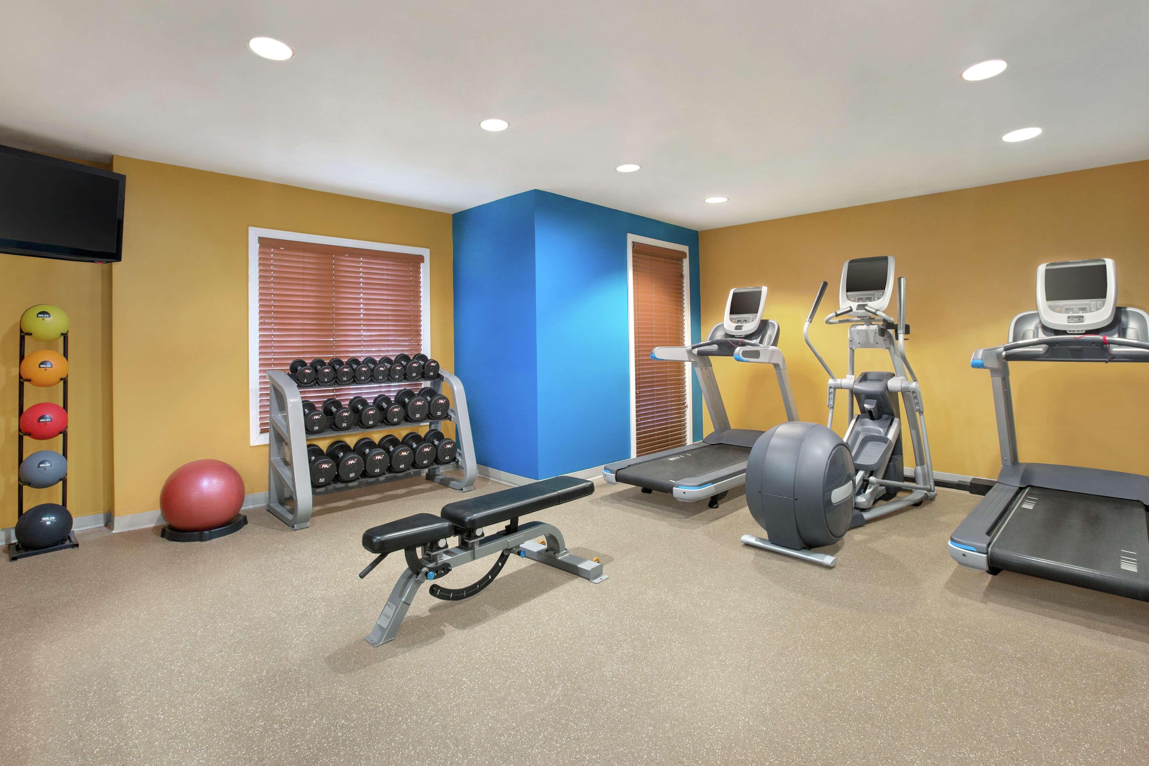 Homewood Suites By Hilton Kansas City Airport Esterno foto