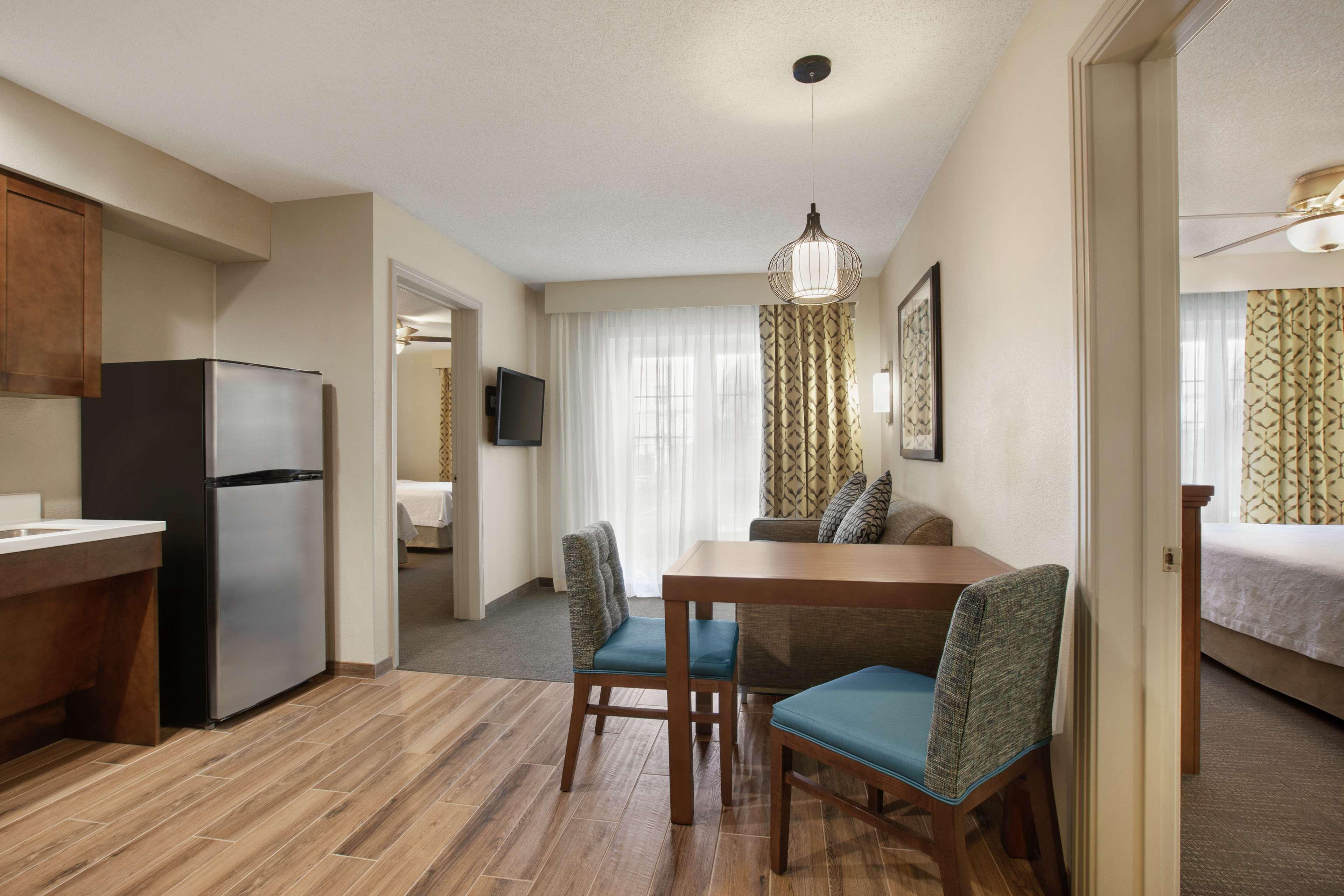 Homewood Suites By Hilton Kansas City Airport Esterno foto