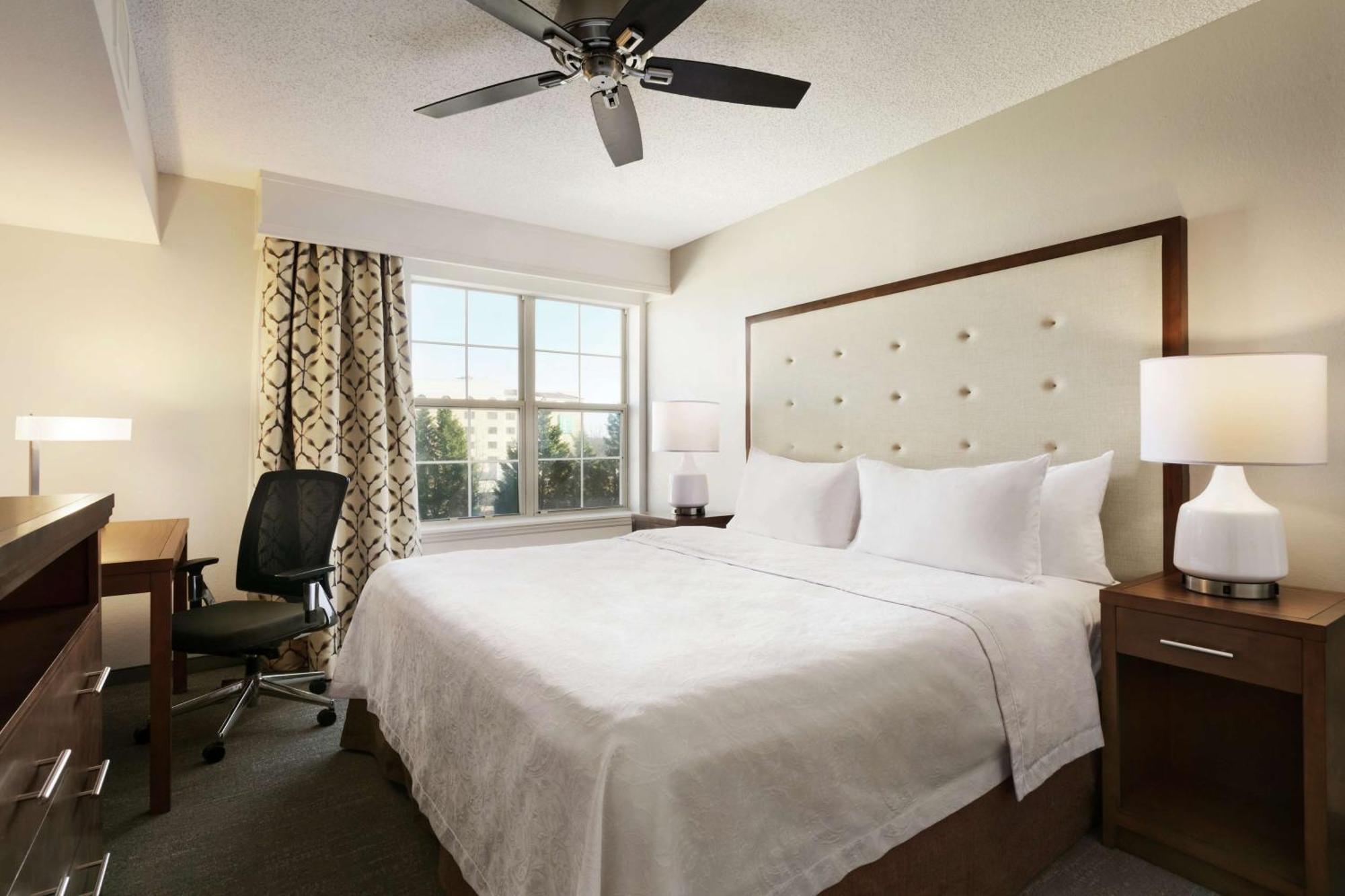 Homewood Suites By Hilton Kansas City Airport Esterno foto