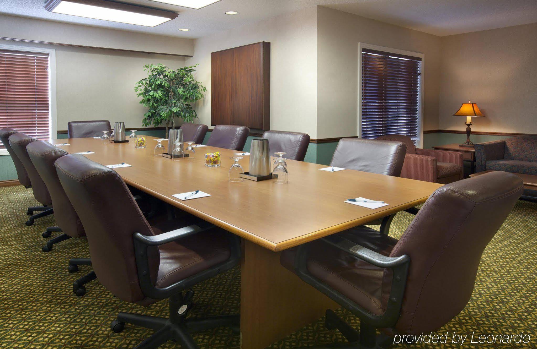 Homewood Suites By Hilton Kansas City Airport Esterno foto